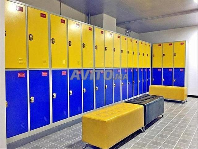 Vestiaire métallique à cases superposées A CASA