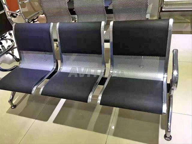 Siège d'attente en cuir\tissu\plastique\inox dispo