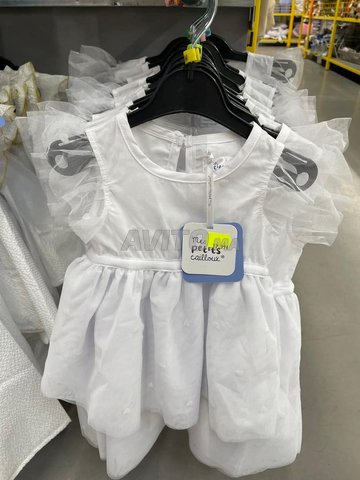 robe pour fille taille 23 mois 