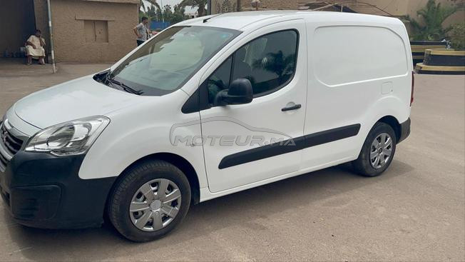 Peugeot Partner 2018 Diesel à vendre حالة جيدة 