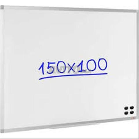 لوحة مغناطيسية بسيطة