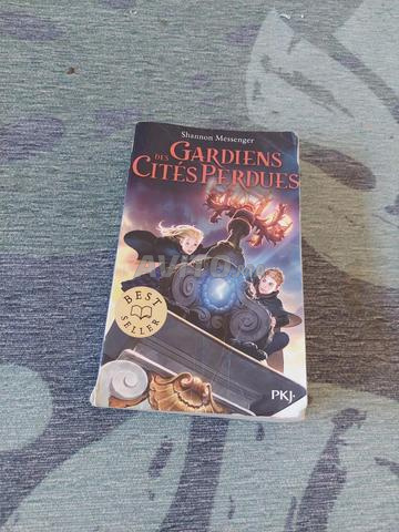 2 livres gardiens des cités perdues - 2