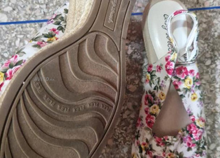 american sandals , chaussure adiddas 