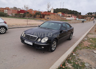 Mercedes-Benz très bien