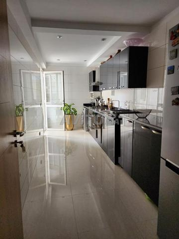 Apparemment à vendre 90M2 Quartier la Gironde  - 2