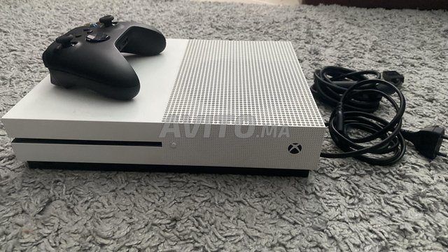  Xbox One S 500 Go ,Manette Series X ,GTA 5