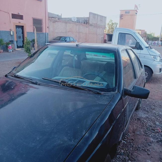 Peugeot 405 العام(1989)