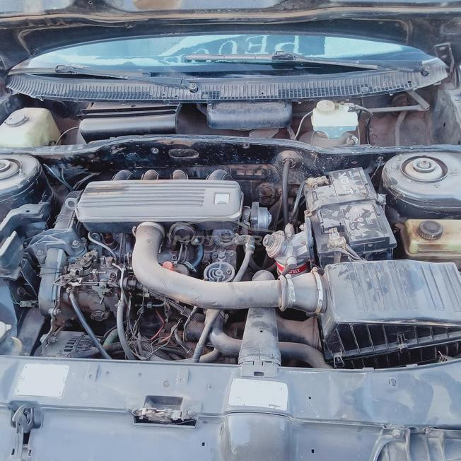Peugeot 405 العام(1989)
