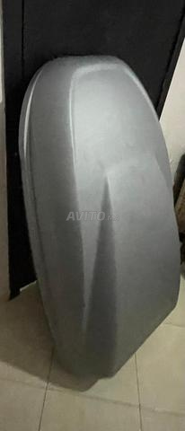 porte valise Avec sa porte bagage