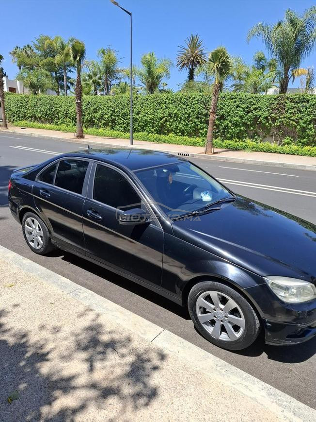 Mercedes C200 - modèle 2009