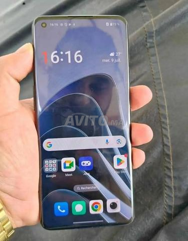 One plus 9 pro 5G 256gb/12 ram