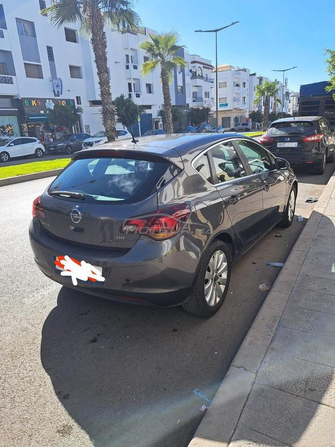  Opel Astra 2012