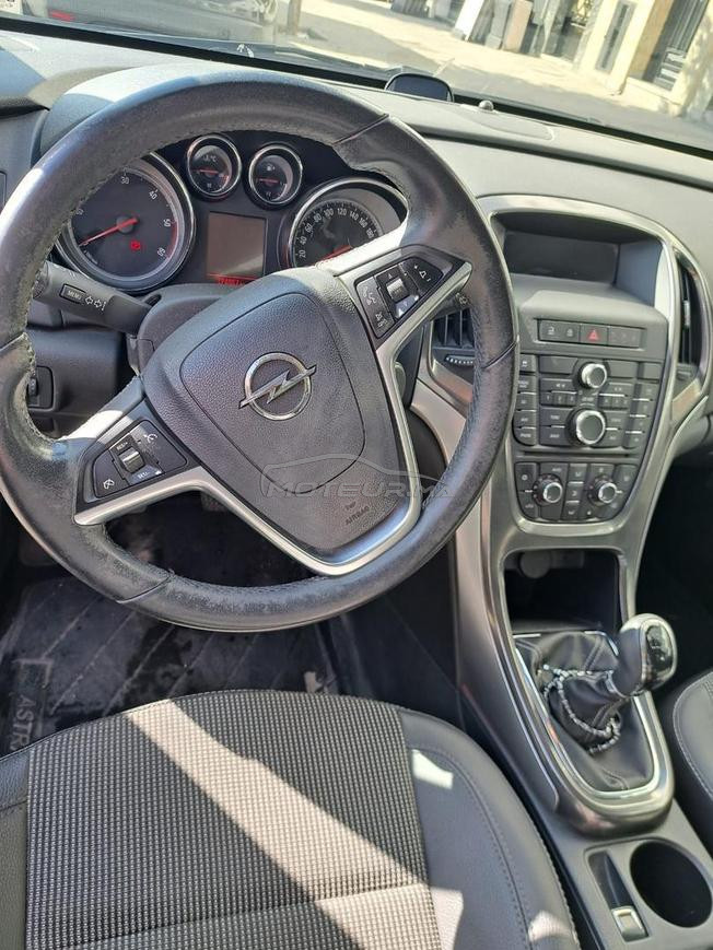  Opel Astra 2012