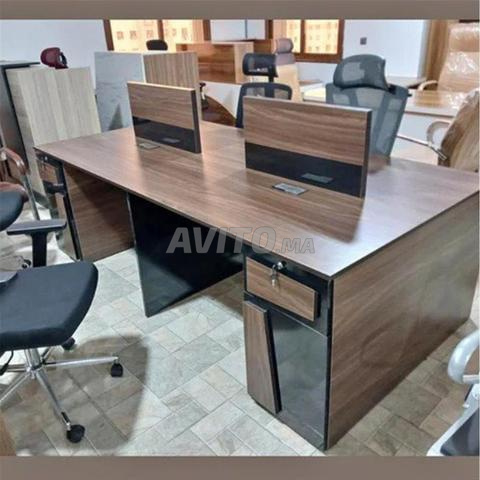 Bureau Bench Travail Multiposte  De Raabat Teoul
