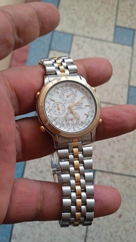 ساعة citizen chronographe 4boutton