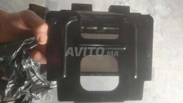 Boitie voiture partener 