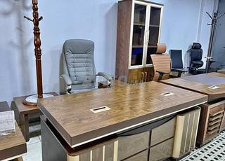 مكاتب راقية... بأسعار ذكية