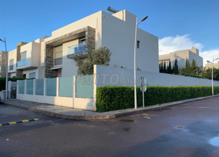 Villa d’angle a VILLA ANFA2