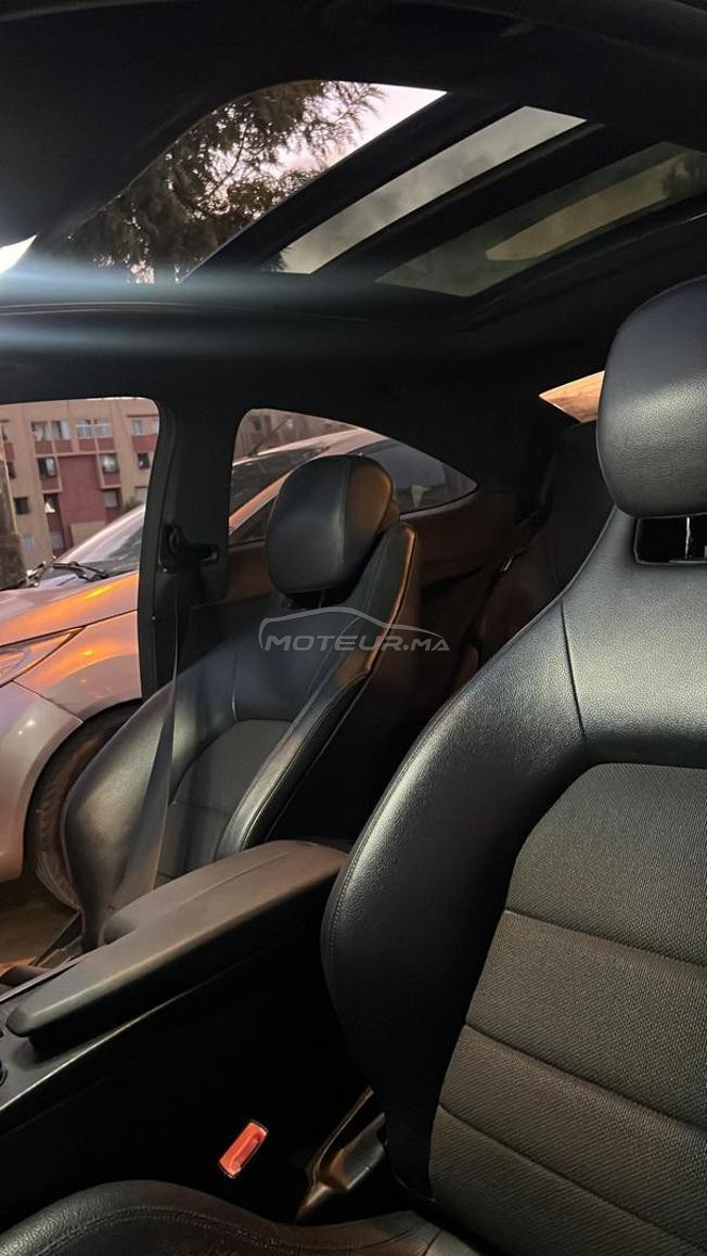 Mercedes-Benz 220 Diesel Automatique 2013 à Salé