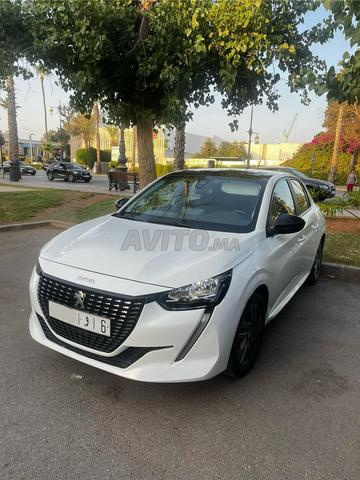 Peugeot 208 Diesel Manuelle 2020 à Rabat - 2