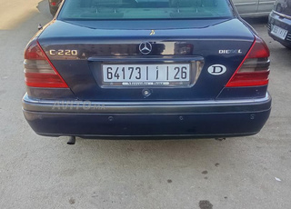 MERCEDES CLASSE C 220