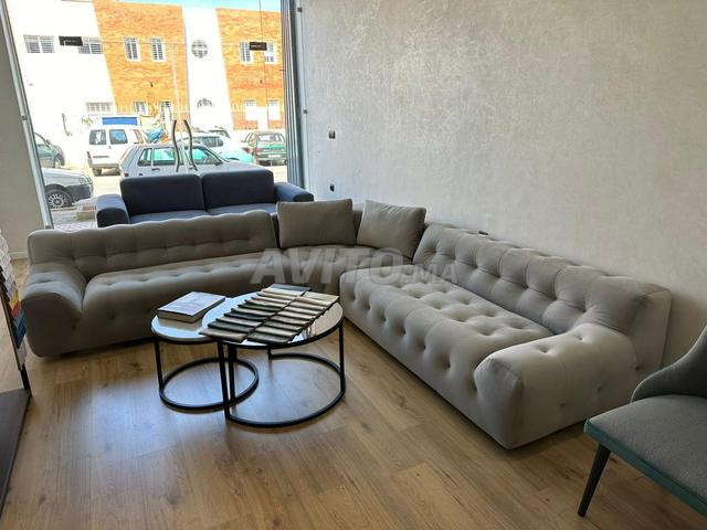 Canapé moderne en L sur mesure avec design premium