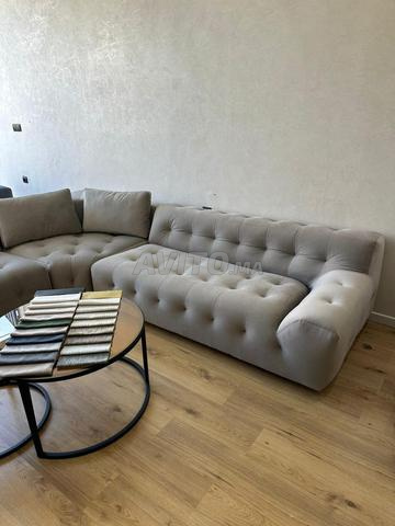 Canapé moderne en L sur mesure avec design premium