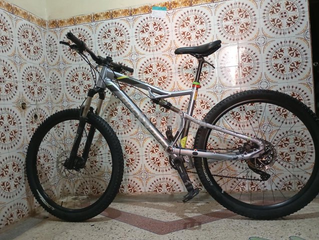 vélo Rockrider st 900s sport 