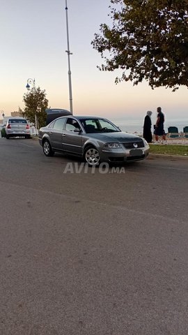 passat n9iya très bon état 