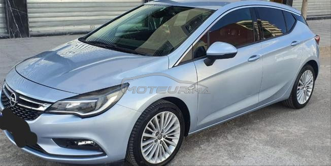 Opel Astra Diesel Automatique 2017 à Casablanca