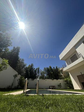 Villa meublée avec piscine à louer 