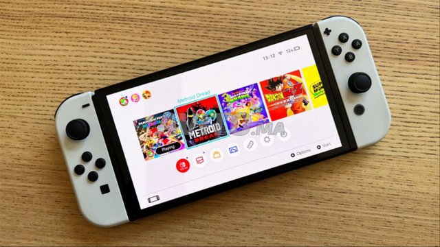 Nintendo Switch OLED Presque Neuf