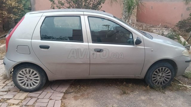 Fiat Punto Essence Manuelle 2013 à Lqliaa