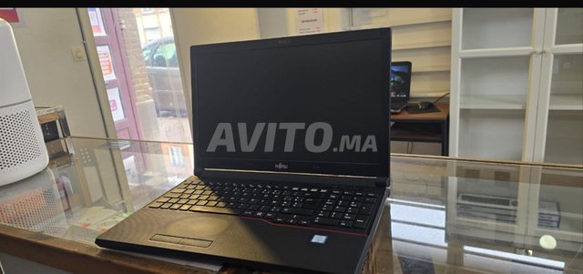 Fujitsu S26 – PC Portable fiable et performant