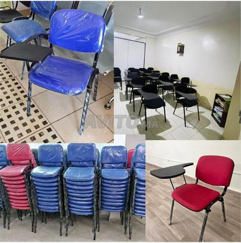 des chaises scolaire rotative et fixe 