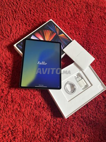 iPad pro m1 12.9 256g wifi /5G jamais active 