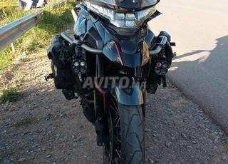 Zontes T2 350 – Très bon état – équipée