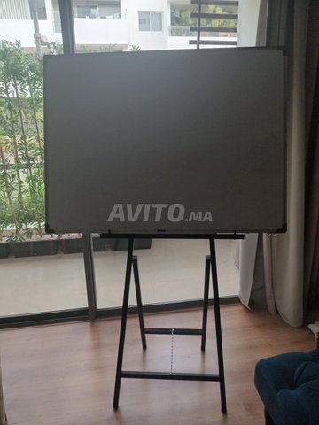 Tableau magnétique 120 cm / 90 cm avec chevalet