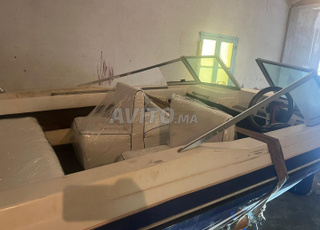 قارب للنزهه 5 متر