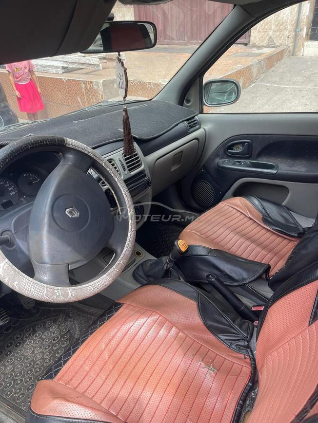 Renault Clio Diesel Manuelle 2000 à Casablanca
