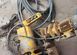 ادوات الرفع palan électrique 