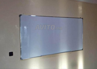 les tableau blanc et noire pour l'école