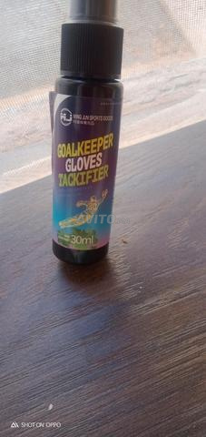 glue spray ta3 ligat goal keeper