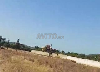 Terrain a tetouan, mellalyéne