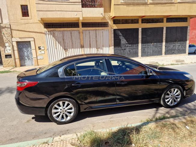 Renault latitude 2012 