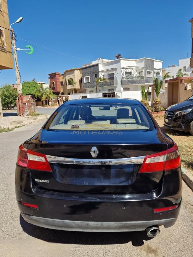 Renault latitude 2012 