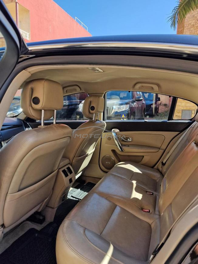 Renault latitude 2012 