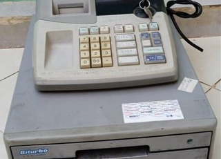 Lacest آلة صرف اموال 