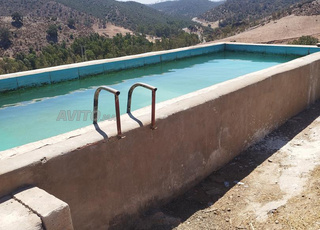 أرض فلاحية بها رخصه دجاج 🐔