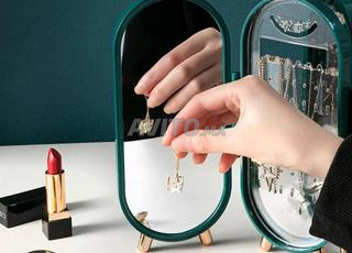 منظمة لمختلف الاكسسوارات